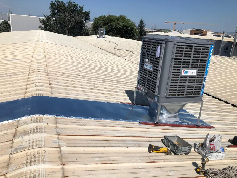 Rooftop evaporative cooler